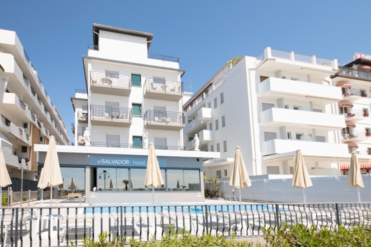Hotel El Salvador Frontemare Piscina Riscaldata Lido di Jesolo Kültér fotó